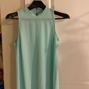 Beautiful mint Mud Pie scalloped dress